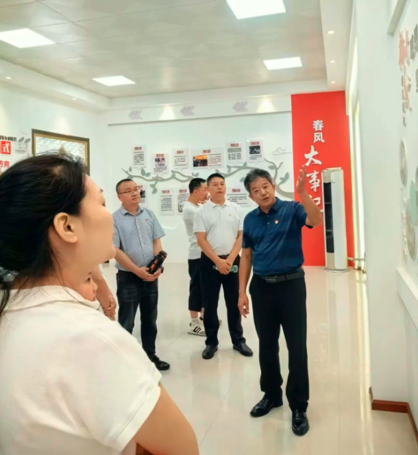 �˱�������ѧУ��֧����չ�조�ߡ�һ����