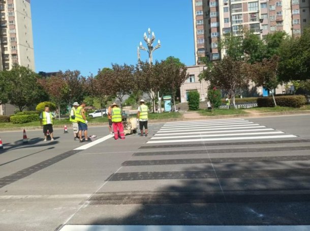 �й����㵳����ǰ�����ۺ�ִ���֣��������к�� ����ƽ������